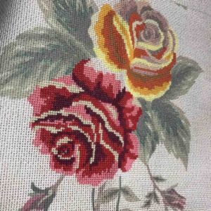 Τραβέρσα σταμπωτή για κέντημα σταυροβελονιά “Τριαντάφυλλα 2”