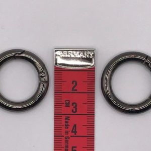 Metal rings that open for knitted bags 2,8cm Gun Metal