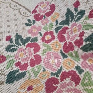 Stamped traverse for cross stitch embroidery "Red Flowers"